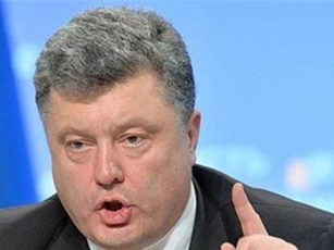 Người Ukraine đề nghị hạn chế quyền lực của TT Poroshenko