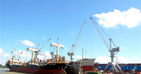 Hải Phòng: Nổ tàu lai dắt, 4 công nhân nhập viện cấp cứu