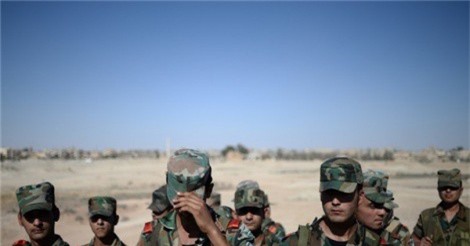 Quân đội Syria điều pháo binh, tên lửa tiến thẳng đến Albu Kamal diệt IS