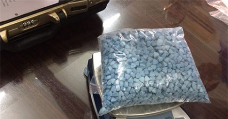 Phát hiện 26.700 viên ma túy tổng hợp qua đường chuyển phát nhanh