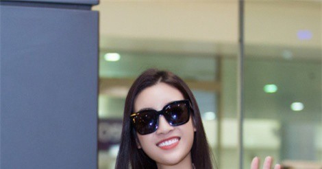 &#x110;&#x1ED7; M&#x1EF9; Linh r&#x1EA1;ng r&#x1EE1; v&#x1EC1; n&#x1B0;&#x1EDB;c sau khi &#x111;o&#x1EA1;t gi&#x1EA3;i Hoa h&#x1EAD;u nh&#xE2;n &#xE1;i t&#x1EA1;i Miss World 2017