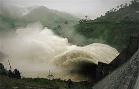 Quảng Nam: Mưa lớn kéo dài, nhiều thủy điện đồng loạt xả lũ