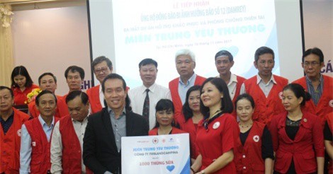 FrieslandCampina Việt Nam hỗ trợ dinh dưỡng cho trẻ em vùng lũ