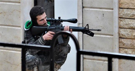 Khủng bố dội hỏa lực vào Homs, quân đội Syria đáp trả dữ dội