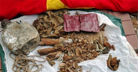 Thi công đường ống nước, phát hiện 2 hài cốt liệt sĩ