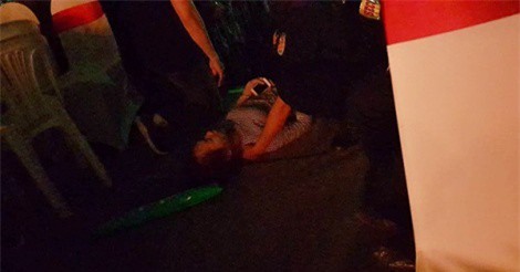 Chen chân trong liveshow Noo Phước Thịnh, nhiều fan ngất xỉu