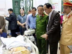 Vụ xe máy tông 2 CSGT trên cao tốc: 1 chiến sĩ đã tử vong