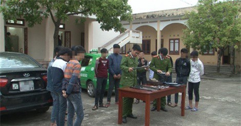 Ngăn chặn kịp thời nhóm học sinh THCS thuê ô tô đi giải quyết mâu thuẫn trên Facebook