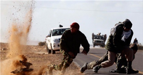 Đụng độ với quân đội Syria ở Đông Homs, IS mất cả người lẫn của