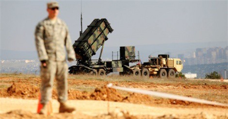 Patriot Mỹ không bắn hạ được tên lửa của phiến quân Houthi?