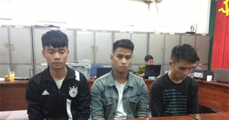 Tân cử nhân tài chính cầm đầu nhóm cướp xe GrabBike ở Sài Gòn