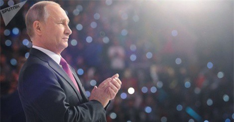 Ông Putin tuyên bố tranh cử Tổng thống Nga nhiệm kỳ 6 năm tiếp theo