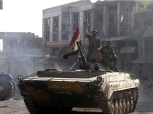 Quân đội Syria tung xe bọc thép mới ra chiến trường Damascus