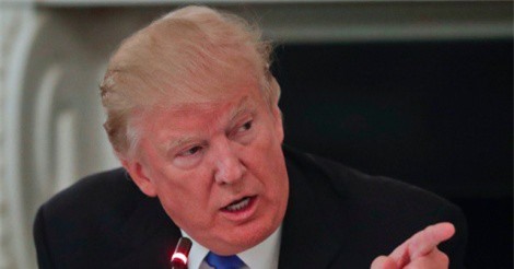 Tổng thống Trump chính thức giáng đòn trừng phạt Nga 