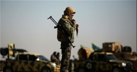 Chỉ huy cấp cao SDF đầu hàng quân đội Syria ở Deir Ezzur