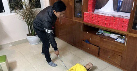 “Cơn ác mộng” khi sống chung bố ruột? 