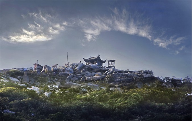 1/1/2018: Phí tham quan Yên Tử từ 20.000đ đến 40.000đ