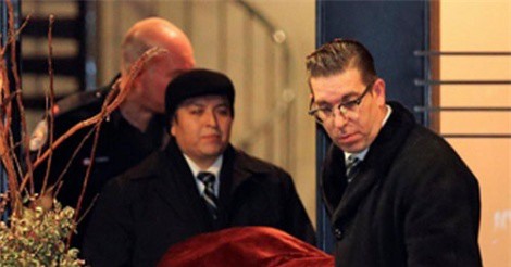 Tỷ phú Canada và vợ chết trong biệt thự riêng