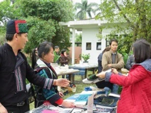 50.000 người hưởng lợi từ các dự án phát triển ngành nghề nông thôn Việt Nam của VIRI