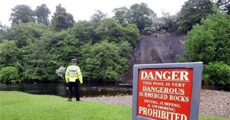 Bí ẩn con suối "ăn thịt người" ở Anh