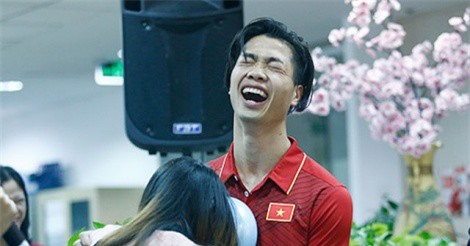 Công Phượng hé lộ mẫu bạn gái lý tưởng