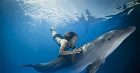 Đột biến gen giúp con người sống dưới nước như cá