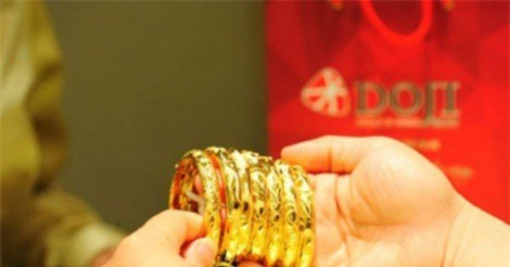 Giá vàng hôm nay 24/12: Cuối tuần tăng mạnh, vàng vào chu kỳ mới