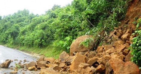 Nam Bộ đối diện nguy cơ sạt lở, lũ do bão số 16