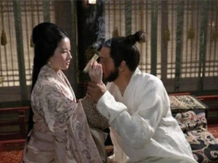 Mỹ nhân tuyệt sắc khiến Tào Tháo bất hòa với Quan Vũ