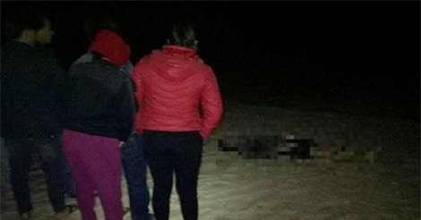 Quảng Bình: Phát hiện thi thể nam giới trôi dạt vào bờ biển