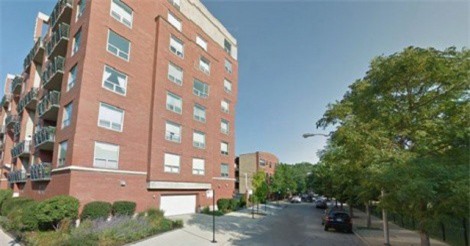 Chồng không hề hay biết vợ chết trong phòng ngủ suốt một tháng?