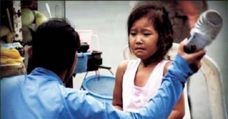 Clip: Tổng hợp những vụ bạo hành trẻ em gây chấn động dư luận năm 2017