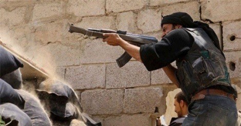 Phiến quân xâu xé nhau, quân đội Syria tận diệt từ thủ lĩnh đến tiểu tốt