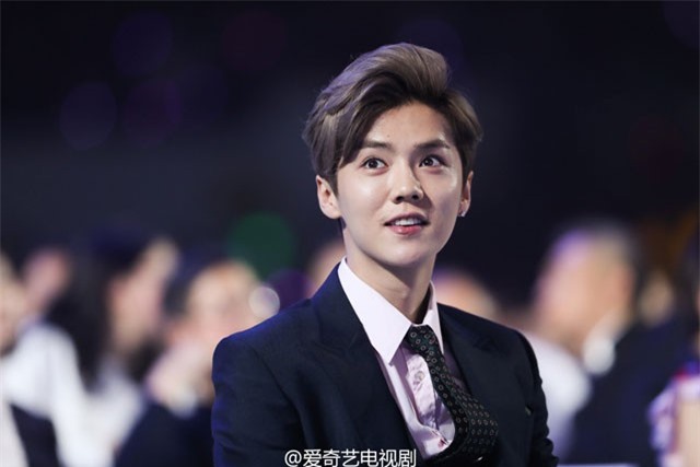 10 nam nghệ sĩ Trung Quốc có giá trị thương mại cao nhất năm 2017: Lộc Hàm dẫn đầu, Vương Nguyên về bét