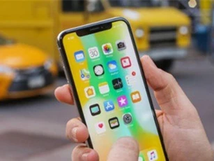 Apple không có kế hoạch cắt giảm sản lượng iPhone X