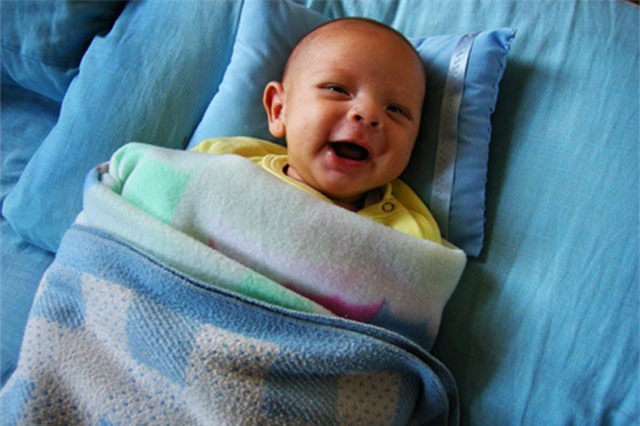 Cách chăm bé sơ sinh mùa Đông