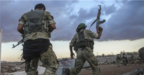 Quân đội Syria tiến công như vũ bão, phiến quân khiếp sợ tháo chạy tán loạn