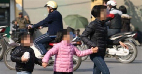 TP.HCM xử lý 500 người đi bộ vi phạm trong năm 2017