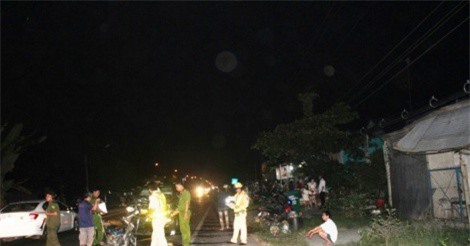 Ôtô “đấu đầu” xe máy, 2 nạn nhân tử vong