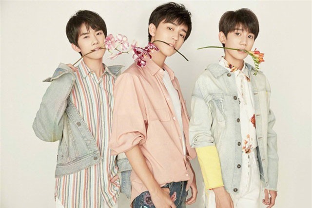 Top 10 nam nghệ sĩ “hot” nhất Trung Quốc năm 2017: Lộc Hàm, Ngô Diệc Phàm bị thành viên nhóm TFBoys vượt mặt