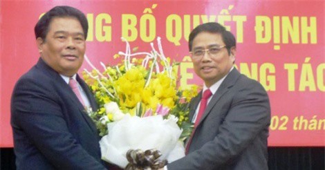 Công bố quyết định điều động, phân công cán bộ cao cấp