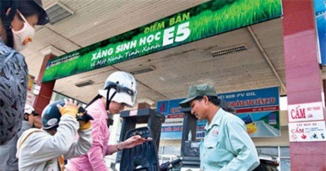 Doanh nghiệp kinh doanh xăng dầu băn khăn sau ngày “khai tử” xăng Ron 92 