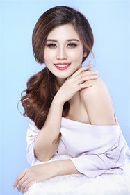 CEO Nguyễn Vũ Hoài Thương (Công ty TNHH SX TM DV Hoài Thương Organic):   Ngày nay “cái nết cũng phải biết làm đẹp”