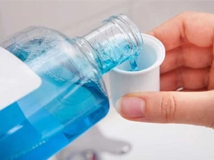 9 công dụng làm đẹp “thần thánh” của nước súc miệng
