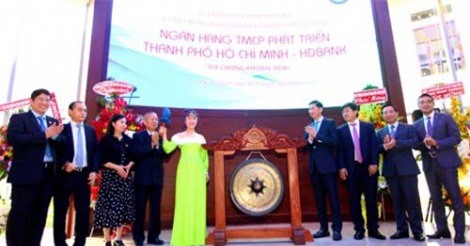 Gần một tỷ cổ phiếu HDBank chính thức lên sàn HoSE