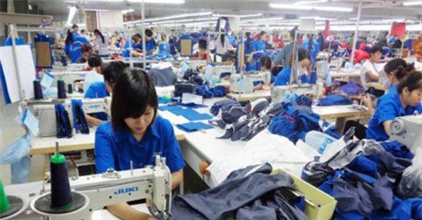 Thưởng Tết: Người lao động háo hức, doanh nghiệp băn khoăn