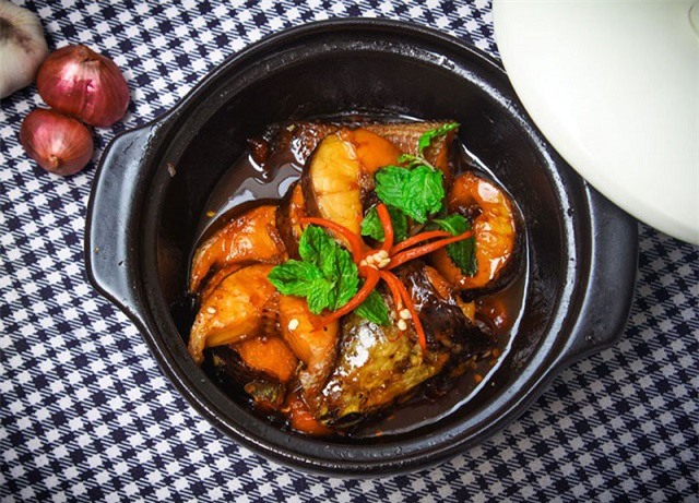 Bí quyết nấu món cá kho tộ ngon như nhà hàng
