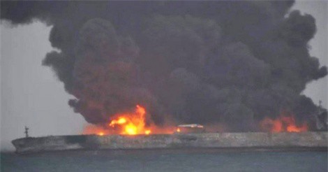 Tàu Trung Quốc bị tàu Iran đâm, hàng chục người mất tích