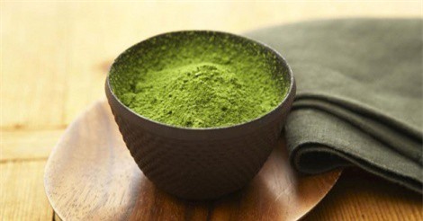 Tự làm bột trà xanh tại nhà: Một công đôi việc