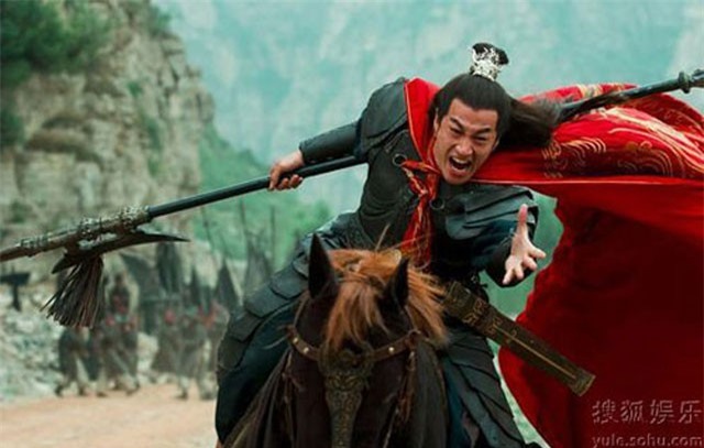 Vì sao Tào Tháo quyết trừ khử Lữ Bố?